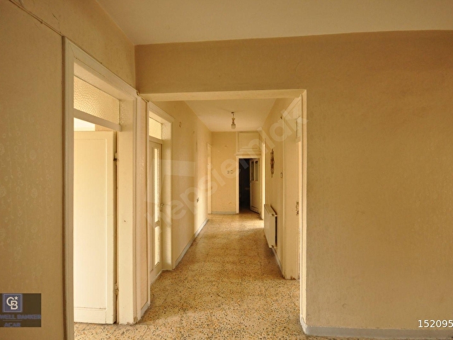 CB ACARDAN BAHÇELİEVLERDE FERAH DAİRE - Görsel 2