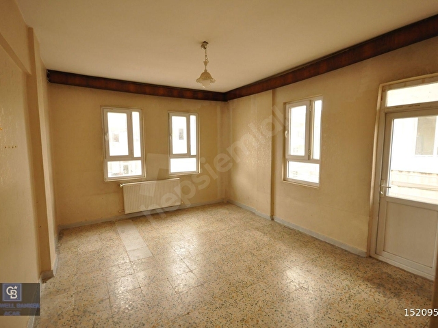 CB ACARDAN BAHÇELİEVLERDE FERAH DAİRE - Görsel 3