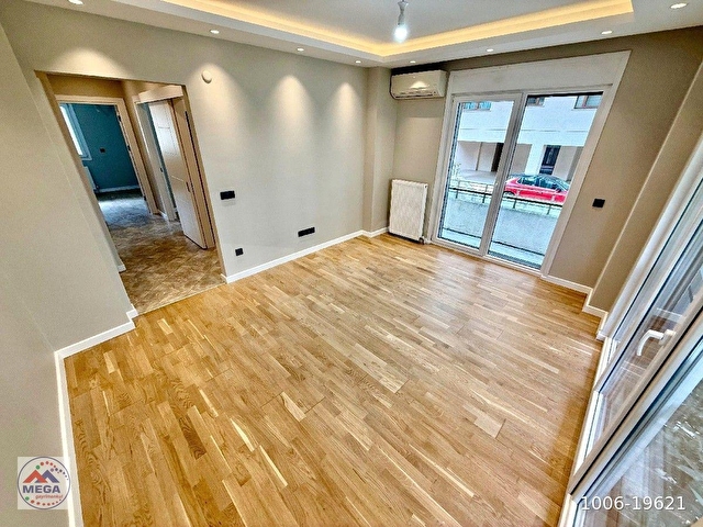 MEGADAN ÇİFTEHAVUZLAR DA 105 M2 3+1 BALKONLU YEŞİLLİKLER İÇERİSİNDE AZ KATLI BİNA DA YÜKSEK GİRİŞ - Görsel 2