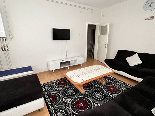 ÇAMLICA MAHALLESİNDE MERKEZDE SAHİBİNDEN KİRALIK FULL EŞYALI DAİRE - Görsel 2