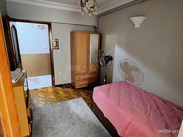 Ümraniye Çarşı Metro İstasyonu yanı eşyalı kiralık 2+1 daire - Görsel 9