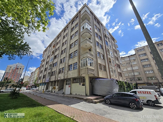 SAHABİYE MAH.3+1 GENİŞ KİRALIK DAİRE