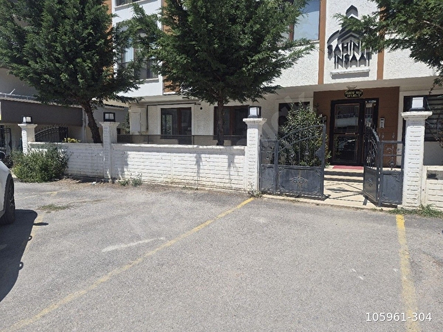 ÇİFTLİKKÖY M.A.ERSOYDA KİRALIK 2+1 AÇIK OTOPARKLI KÖŞE DAİRE - Görsel 2