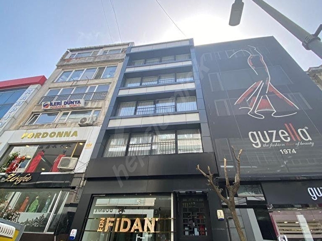 Nişantaşı Metroya Yakın  2+1 Mobilyalı Şık Daire