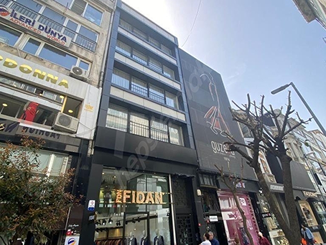 Nişantaşı Metroya Yakın  2+1 Mobilyalı Şık Daire - Görsel 4