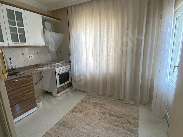 ERDEMLİ MERKEZ SAHİL YOLUNDA EŞYALI KİRALIK DAİRE - Görsel 4