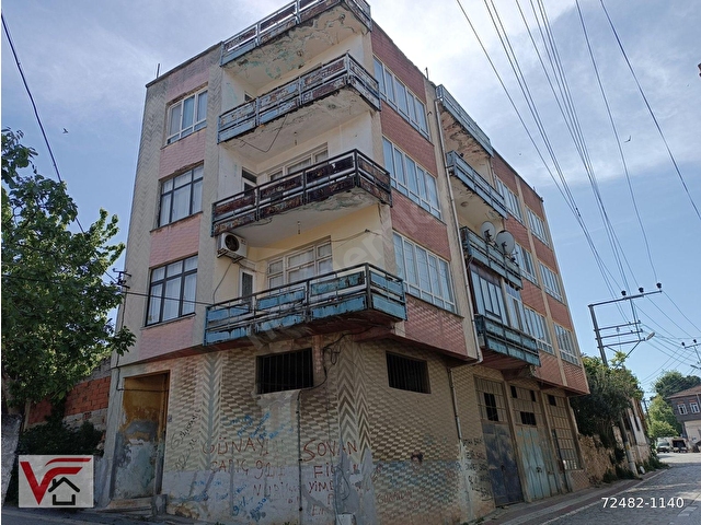 BANDIRMA VARAN EMLAKTAN EDİNCİKTE DÖRT KATLI KARGİR EV VE DEPO