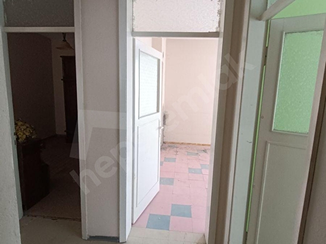 BANDIRMA VARAN EMLAKTAN EDİNCİKTE DÖRT KATLI KARGİR EV VE DEPO - Görsel 11