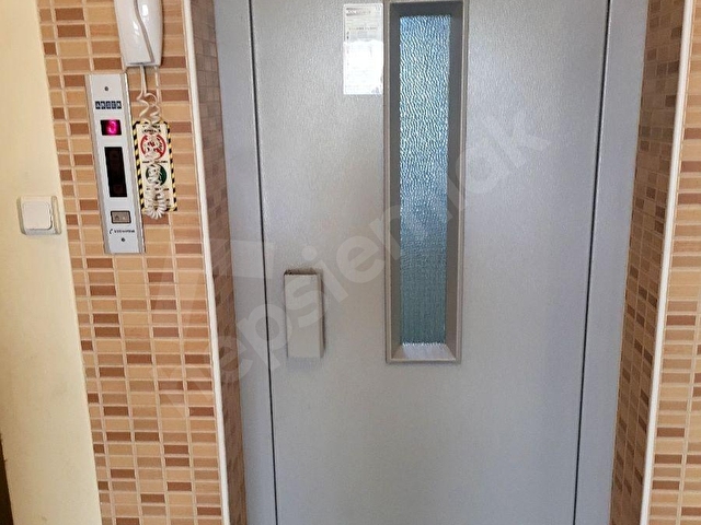 Atıfbey mah.Etiler cad.köşesinde 3+1 Satılık daire. - Görsel 4