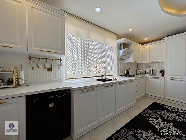BEYLİKDÜZÜNDE SATILIK 5+2 DUBLEX 300m2 ÜÇCEPHELİ - Görsel 4