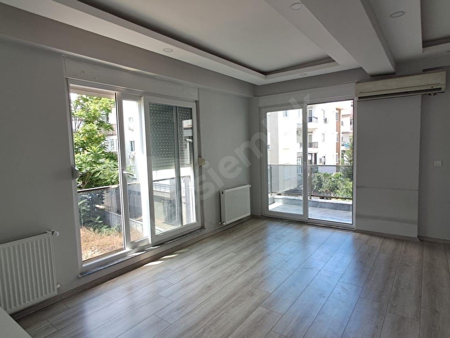 Cumhuriyette 2+1 Doğalgazlı Kapalı Otoparklı Arakat Daire - Görsel 7