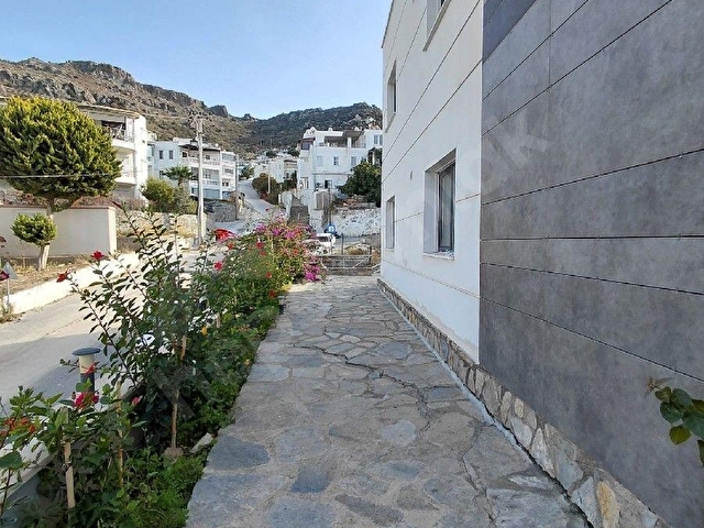 BODRUM TURGUTREİSTE SATILIK 2+1 ÇİFT BANYOLUHAVUZLU BAHÇELİ DAİRE - Görsel 3