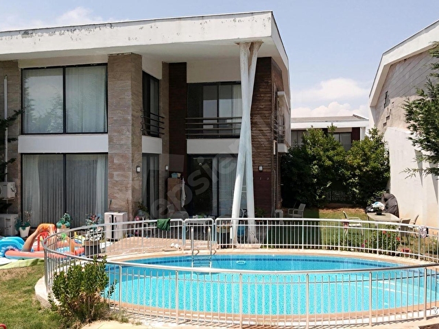 ALTINKALE MAH.KUĞU PARK KONAKLARINDA MÜSTAKİLHAVUZLU LÜKS VİLLA - Görsel 4