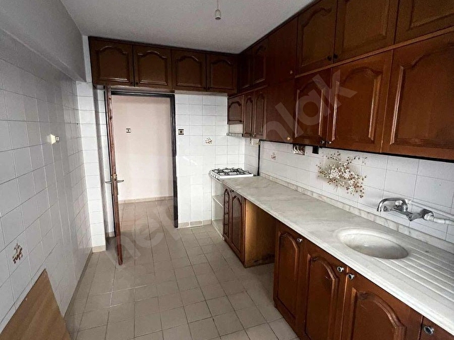 SEYRANBAGLARINDA 3+1 GENİŞ BAKIMLI DAİRE - Görsel 17