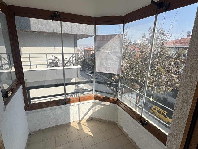 SEYRANBAGLARINDA 3+1 GENİŞ BAKIMLI DAİRE - Görsel 13