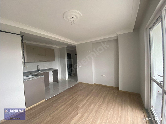 Bandırma Üniversite Karşısında Ara Kat 1+1 Satılık Daire