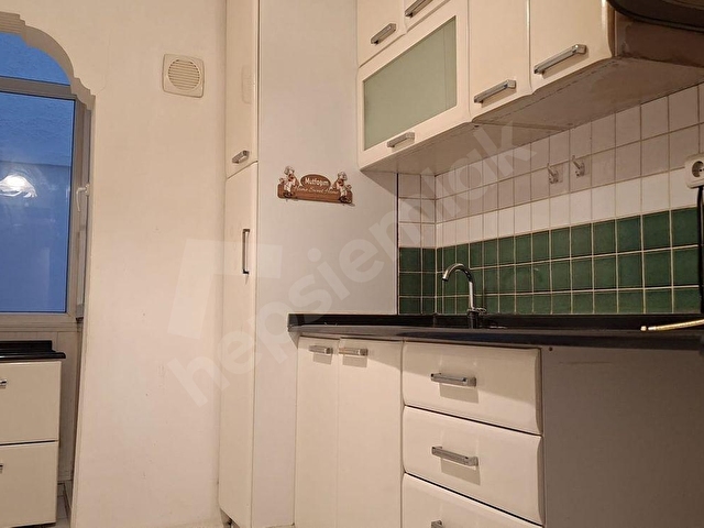 BAHRİYEÜÇOK BULVARINDA KÖŞE ASANSÖRLÜ 3+1 KİRALIK DAİRE - Görsel 9