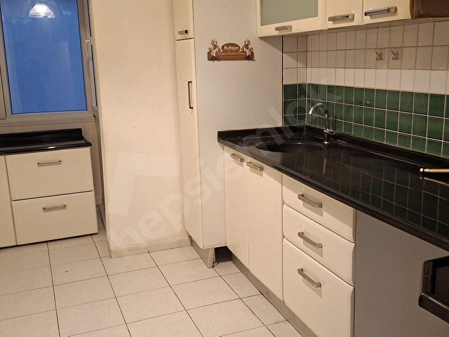BAHRİYEÜÇOK BULVARINDA KÖŞE ASANSÖRLÜ 3+1 KİRALIK DAİRE - Görsel 6