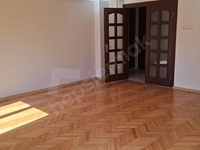 BAHRİYEÜÇOK BULVARINDA KÖŞE ASANSÖRLÜ 3+1 KİRALIK DAİRE - Görsel 14