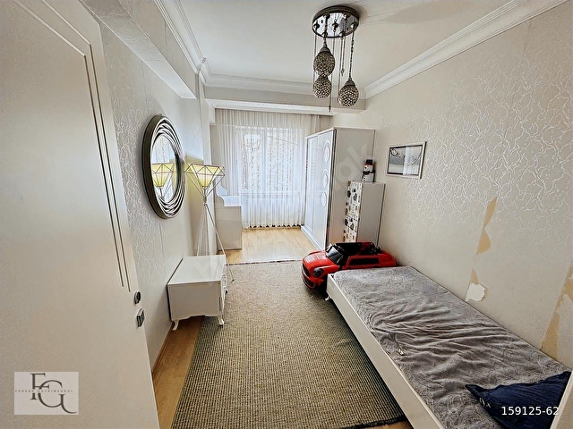 FURKANDAN TEK YETKİLİ METROYA 5 DAKİKA İÇİ ULTRA LÜKS 3+1 - Görsel 18