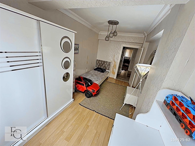 FURKANDAN TEK YETKİLİ METROYA 5 DAKİKA İÇİ ULTRA LÜKS 3+1 - Görsel 22