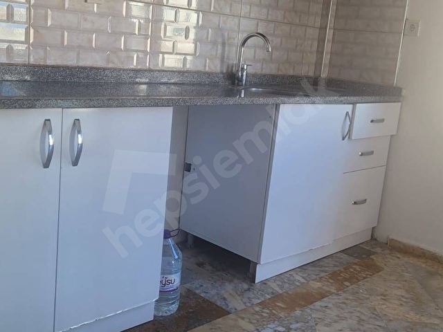 Sahibinden Kiralık Asansörlü ve Doğalgaz Kombili Daire - Görsel 6