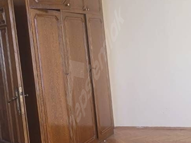 Sahibinden Kiralık Asansörlü ve Doğalgaz Kombili Daire - Görsel 2