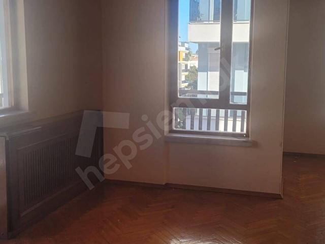 Sahibinden Kiralık Asansörlü ve Doğalgaz Kombili Daire - Görsel 9