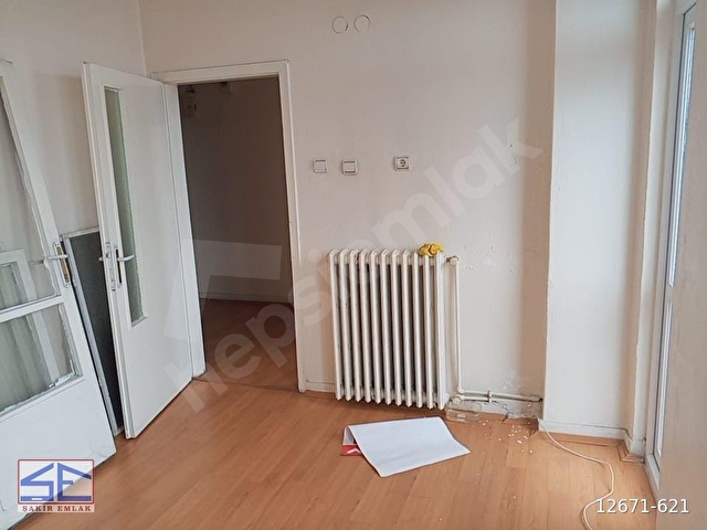 KIZILAY  SÜMER 1 CADDESİNDE  2+1 KOMBİLİ  ASANSÖRLÜ  BALKONLU  BÜRO  25.000.TL. - Görsel 8