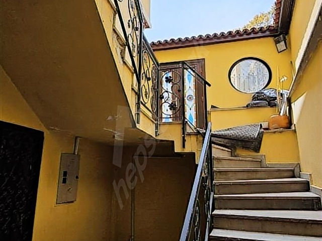SURİÇİ ÇARŞISI YANI TİCARİ RUHSATLI KİRALIK MÜSTAKİL KONAK - Görsel 9