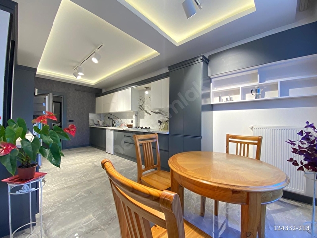 UZMANDAN SEYİR PARK EVLERİNDE BAHÇE KATI SATILIK LÜKS 4+1 DAİRE - Görsel 3