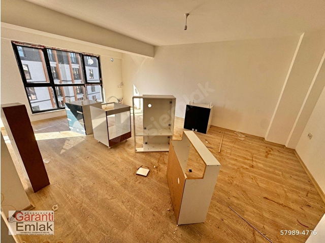ZONGULDAK GARANTİ EMLAKTAN ZBEÜ FARABİ KAMPÜSÜNE YAKIN DENİZ MANZARALI BALKONLU 1+1 SATILIK DAİRE - Görsel 8