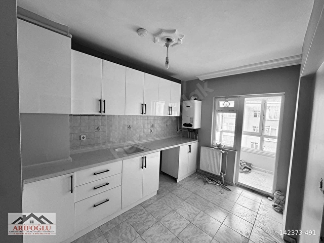 ARİFOĞLUDAN KIBRISKÖY SİTE İÇİ YAPILI MASRAFSIZ ÇİFT BALKON 3+1