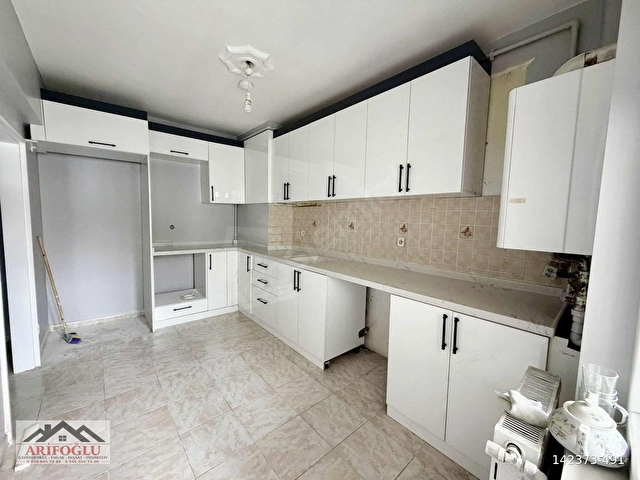 ARİFOĞLUDAN KIBRISKÖY SİTE İÇİ YAPILI MASRAFSIZ ÇİFT BALKON 3+1 - Görsel 14