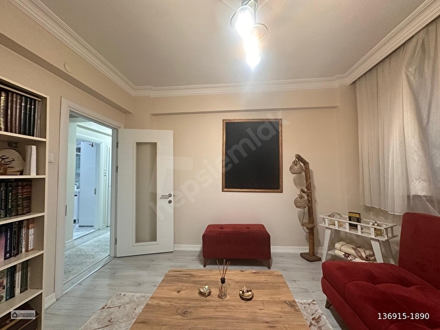 RAMİ YENİMAHALLEDE MÜKEMMEL KONUMDA, MASRAFSIZ 3+1 FIRSAT DAİRE - Görsel 5