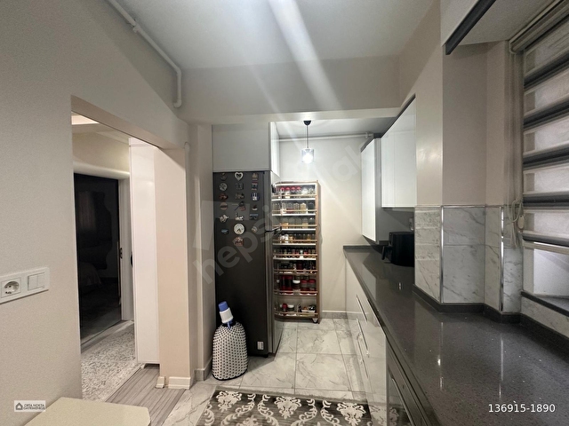 RAMİ YENİMAHALLEDE MÜKEMMEL KONUMDA, MASRAFSIZ 3+1 FIRSAT DAİRE - Görsel 11