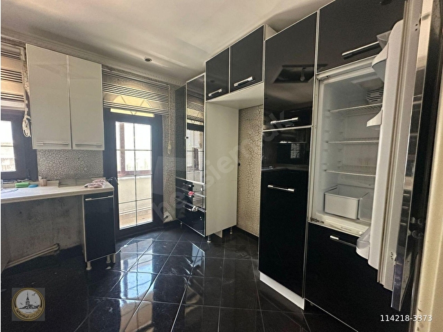 İSTANBUL HOUSEDAN BAHÇELİEVLER MERKEZDE 4+1 GENİŞ DAİRE - Görsel 10