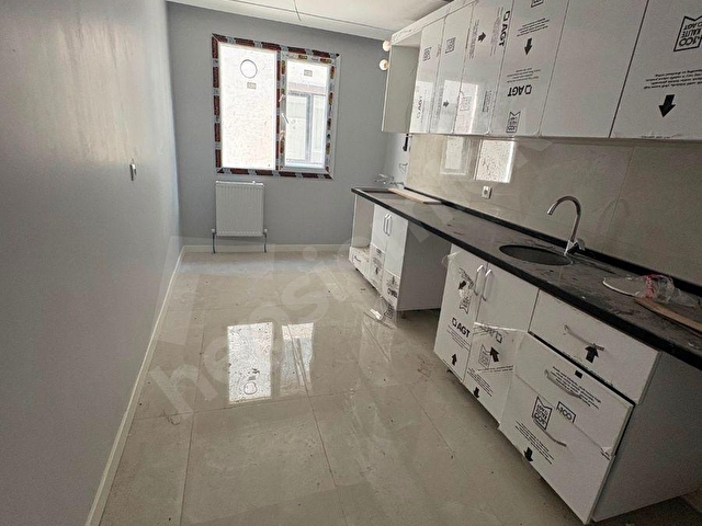 Merkezi Konum 2+1 90 M2 Net Sıfır Daire Metrobüse 5 DK - Görsel 8