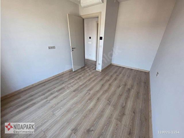 NİDAPARK GAYRİMENKULDEN SEDEF ETABINDA BÜYÜK TİP KİRALIK 1+1 - Görsel 5