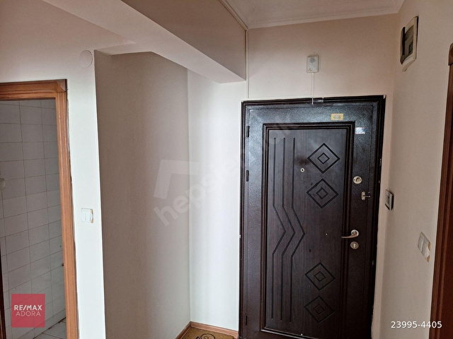 FIRSAT... ŞİRİNYALI MERKEZİ KONUMDA ÖNÜ AÇIK KULLANIŞLI 2+1 DAİR - Görsel 2