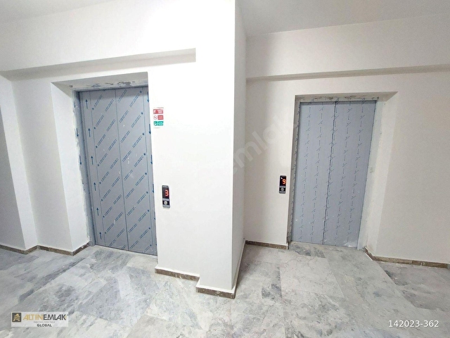 ALTIN EMLAKtan Panoramik Göl Manzaralı Geniş 4+1 Ara Kat Daire - Görsel 5