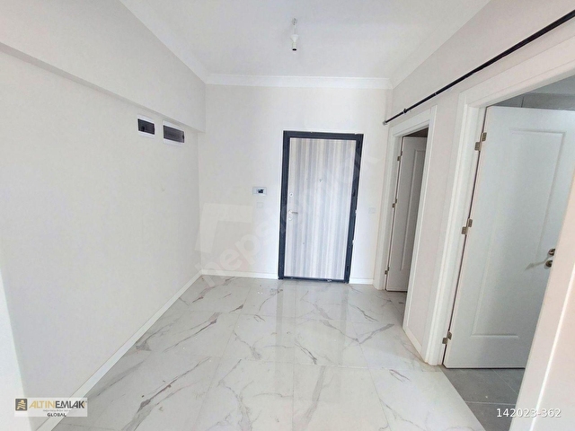 ALTIN EMLAKtan Panoramik Göl Manzaralı Geniş 4+1 Ara Kat Daire - Görsel 7