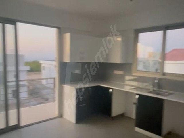 KIBRIS GİRNE SİTE 120m2 1+1 TERASLI DENİZ MANZARALI DAİRE - Görsel 11