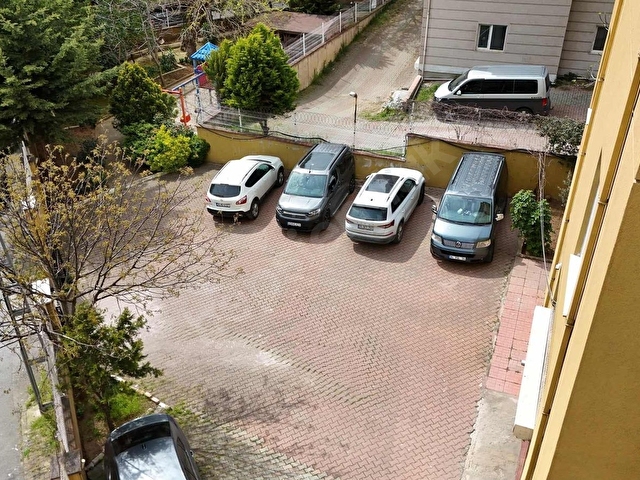 ATAŞEHİR K.BAKKALKÖY MAH. 3+1 KOMBİLİ BAKIMLI SATILIK LÜX DAİRE - Görsel 2