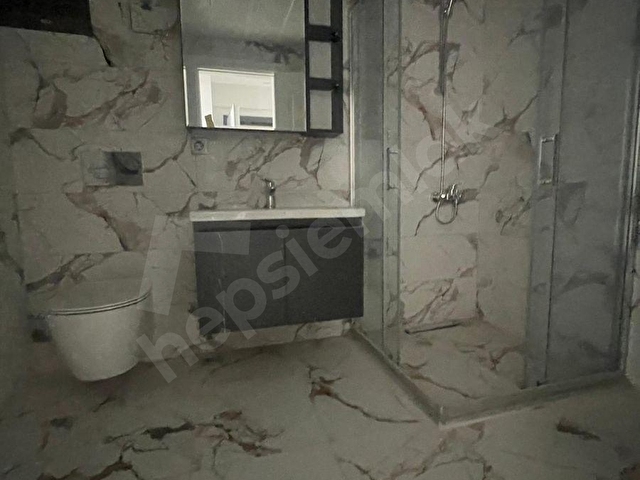 DENİZE SIFIR KONUMLU FULL DONANIMLI SİTE İÇİ 2+1 DAİRE - Görsel 13