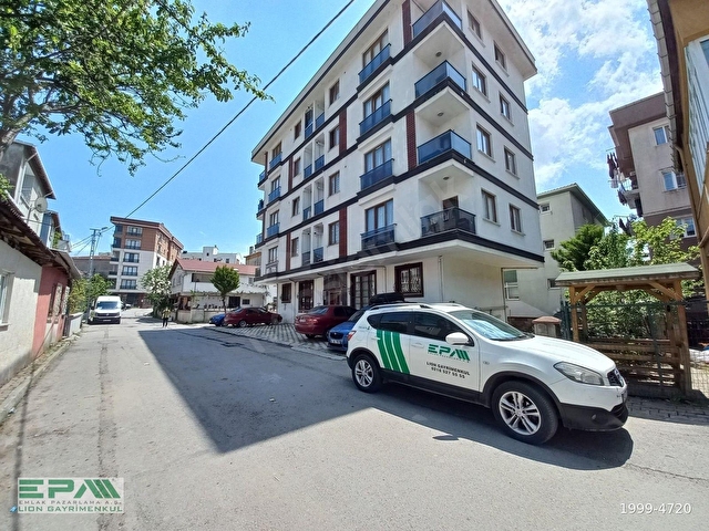 ÇEKMEKÖY EKŞİOĞLU MAHALLESİNDE SATILIK 2+1 ARA KAT DAİRE