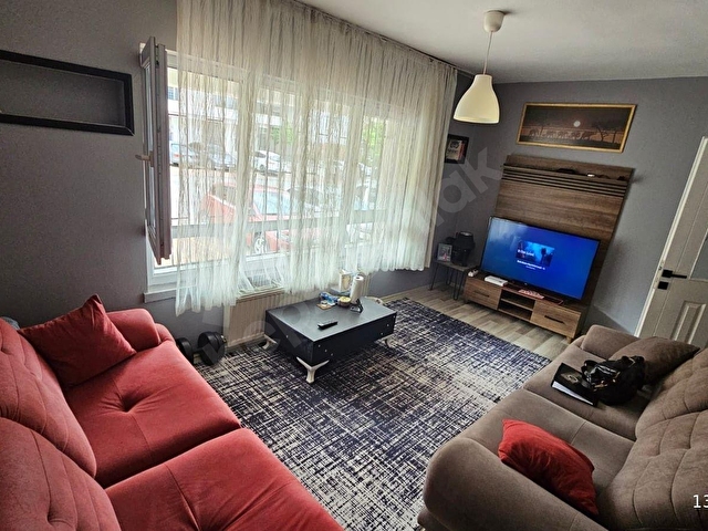 TUZLUÇAYIR ÖN CEPHE YENİ METROYA YAKIN KONUM YAPILI DAİRE - Görsel 2