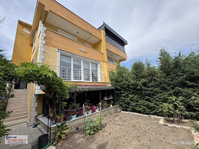 KUVAYİ MİLLİYEDE GÜZEL KONUMDA, 5+1 ÖZEL TASARIM VİLLA - Görsel 2