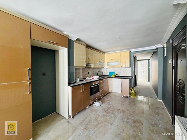GÖZTEPE CADDE ÜZERİ TADİLATLI ARAKAT ASANSÖRLÜ 3+1 SATILIK DAİRE - Görsel 3