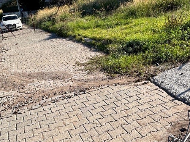 YENİFOÇA’DA SATILIK DENİZ MANZARALI ARSA - Görsel 3